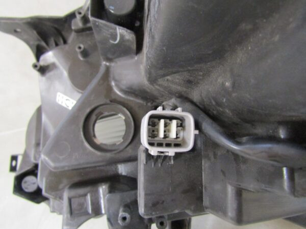 Koplamp SUZUKI SX4 S CROSS XENON NIET-DRAAIEND Rechts 13-16 100-17735 A1569/4K/2D