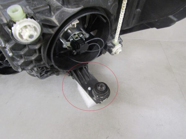 Koplamp VOLKSWAGEN VW CRAFTER II 2 STANDAARD 16- RH Rechts 7C1941006  S1480/F10