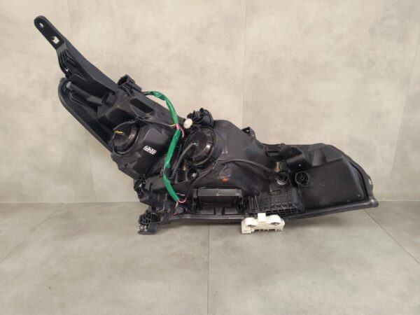 Koplamp NISSAN LEAF 2 II Standaard Lens + LED 18-22 LH Links 260605SH0A Z26/8D