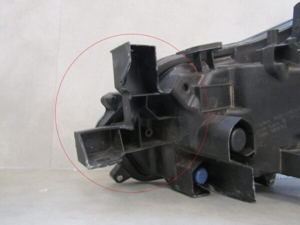 Koplamp Toyota Corolla E21 SEDAN REGULAR LENS 18- RH 81110-02T31 Q1352/K4 6B