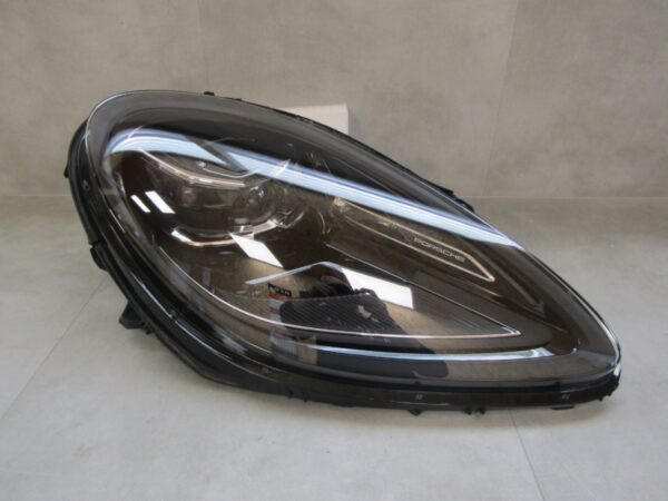 Koplamp Porsche MACAN 95B Facelift FULL LED MATRIX 18-24 RH 95B941016F Q1398/K3 2E