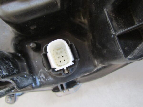 Koplamp Toyota Yaris 4 IV 20- / Mazda 2 22- NORMALE LENS RH Rechts K0-6 Q1340/C109