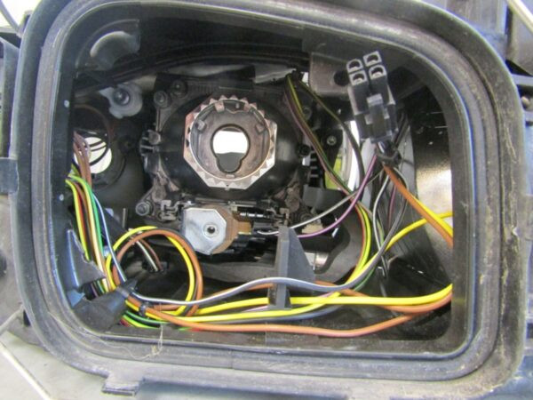 Koplamp Volvo S40 V50 II FACELIFT XENON DRAAIEND 07-12 RH RECHTS 30763030 Q1313/E211