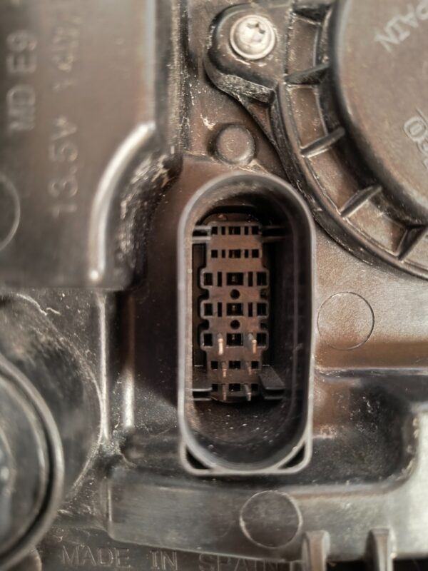 Koplamp Links STOEL IBIZA 5 V ARONA VOLLEDIG LED 17- 6F1941007B Z7/4E