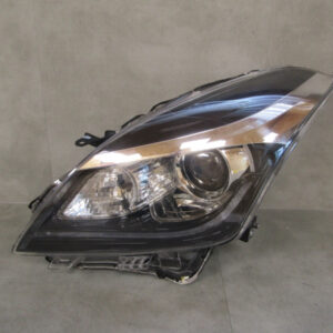 Koplamp  Suzuki Baleno XENON NIET-DRAAIEND 15- LH Links 100-18513 Q1375/K5 3A