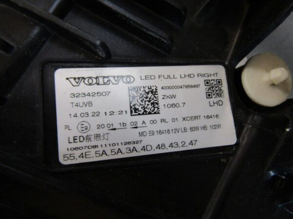 Koplamp Volvo XC60 Full LED ZWART 17-24 RH Rechts 32342507 Q1358/K4 2A