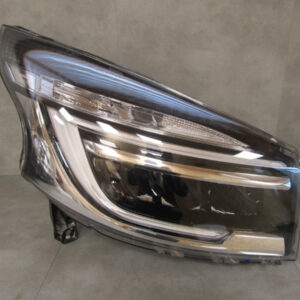 Koplamp Renault Trafic 3 III LED 19-21 RH Rechts 260109054R Q1376/K5 1C