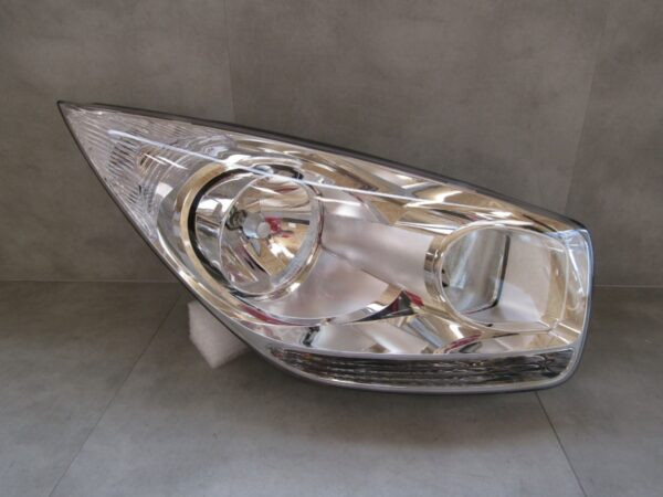 Koplamp Kia Venga STANDAARD 09-19 RH Rechts 92102 1P000 Q1346/C102