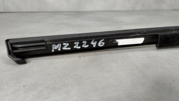 Zijskirt Links Sierstrip PORSCHE CAYENNE 9Y0839477D448 Links Voor Dorpel MZ2246