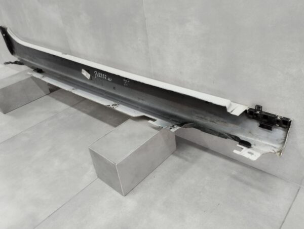 Zijskirt Dorpellijst Links BMW 2 F46 Gran TOURER 14- 51777318851 Dorpel P16332