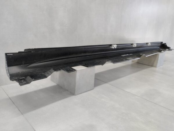 Zijskirt Links Dorpellijst Mercedes CLA 2 II 118 19- AMG A1186909100 Dorpel P16369A