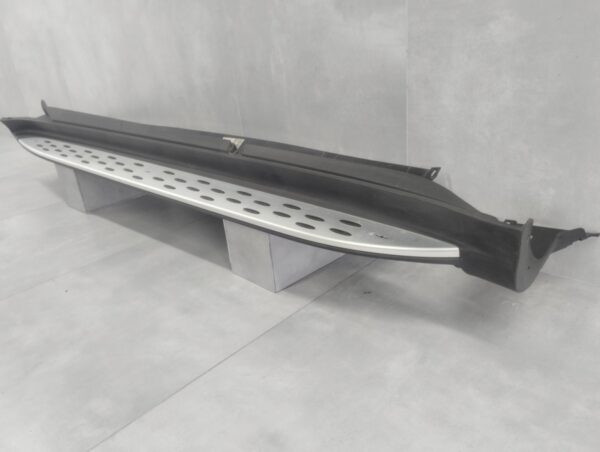 Zijskirt Dorpellijst Links Mercedes EQC N293 19 Graden a2936981500 Dorpel P16340