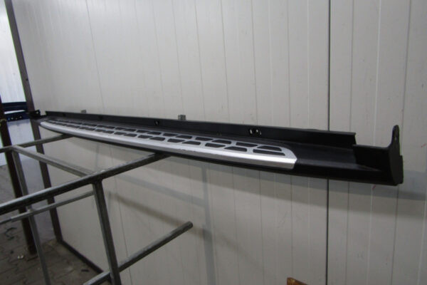 Zijskirt Dorpellijst Links RENAULT ARKANA 20- 764122862r 8201736669 Dorpel P15550