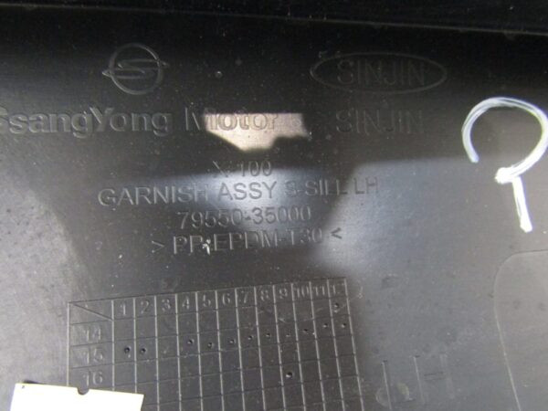 Zijskirt Links Dorpellijst Ssangyong Tivoli Dorpelbekleding 15-19 79550-35000 Dorpel P14085