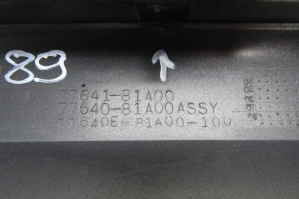 Zijskirt Links Dorpellijst Suzuki Jimny 3 III 98-18 Afdekking 7764181A00 Dorpel P15489