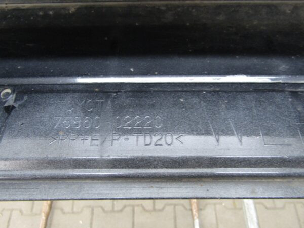 Zijskirt Links Dorpellijst Toyota Corolla XII Stationwagen E21 7586002220 Dorpel P13883