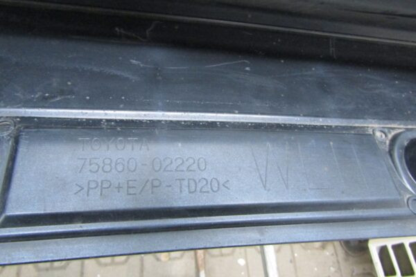 Zijskirt Links Dorpellijst Toyota Corolla XII Stationwagen E21- 7586002220 Dorpel P15179
