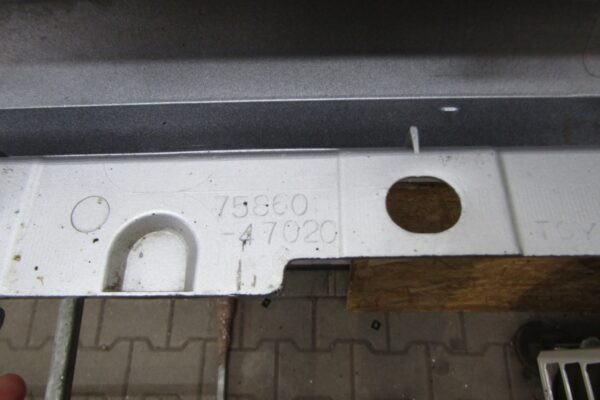 Zijskirt Dorpellijst Links Toyota Prius + Plus 11-18 7586047020 Dorpel P15751
