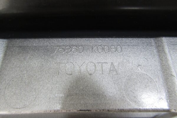 Zijskirt Links Dorpellijst Toyota Yaris 4 IV 20- Mazda 2 22- Hybrid 75852 od100 75860-k0080 Dorpel P14158