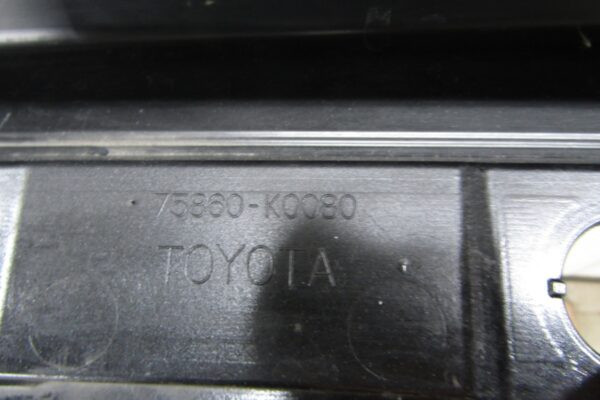 Zijskirt Links Dorpellijst Toyota Yaris 4 IV 20- Mazda 2 22- Hybrid 75852 od100 75860-k0080 Dorpel P15403