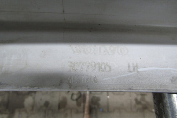 Zijskirt Dorpellijst Links Volvo XC70 XC-70 07-16 Cross C 30779105 Dorpel P15458