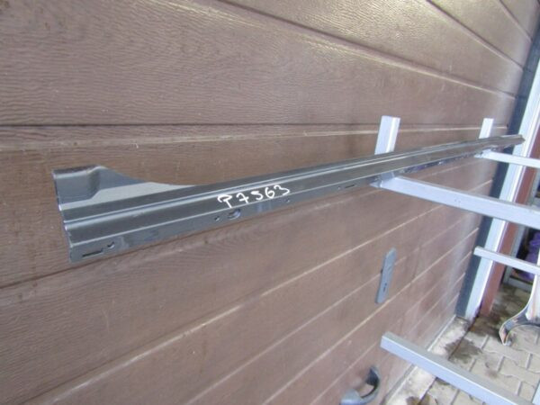 Zijskirt Dorpellijst Links Volvo XC90 II 14- 31373709 10679515718 Dorpel P7563