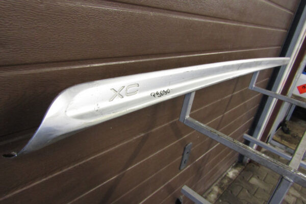 Zijskirt Dorpellijst Rechts Volvo XC60 R Design 08-17 30796121 Dorpel P9030