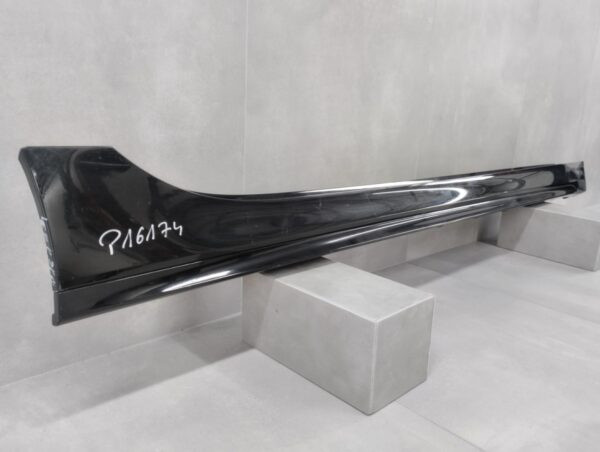 Zijskirt Dorpellijst Rechts BMW 1 F40 M Pakket MPakket 19- 51778072574  Dorpel P16174