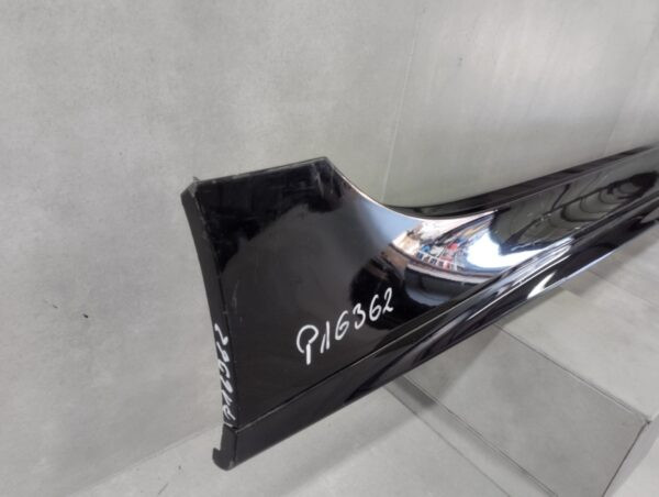Zijskirt Dorpellijst Rechts BMW 1 F40 M-Pakket MPakket 19- 51778072574  Dorpel P16362