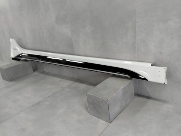 Zijskirt Dorpellijst Rechts Kia Proceed 3 GT Line 19- 87754 j7700 Dorpel P16399