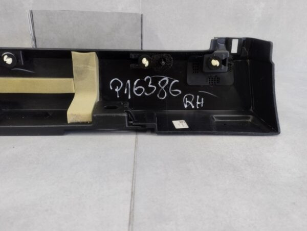 Zijskirt Dorpellijst Rechts Land Range Rover Velar L560 hk83101d56b Dorpel P16386