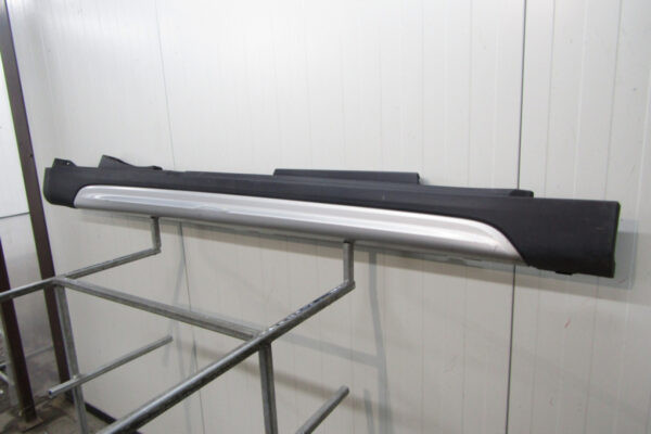 Zijskirt Dorpellijst Rechts Mini Cooper Countryman S F60 17-23 51777389392  51777481132 Dorpel P15438