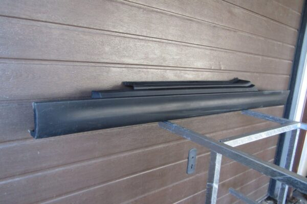 Zijskirt Dorpellijst Links Mini Cooper S F56 F57 LCI 22- 16189910GB Dorpel P12313