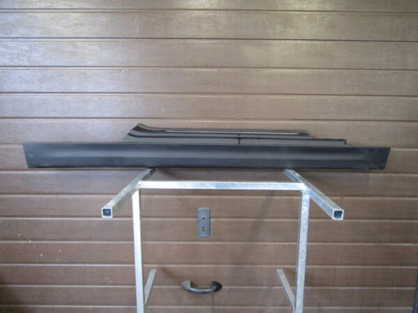 Zijskirt Dorpellijst Rechts Mini Cooper S F56 F57 LCI 22- 16189910GB Dorpel P12214