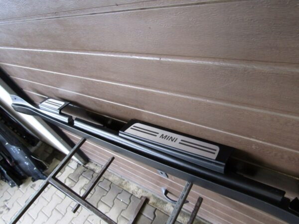 Zijskirt Dorpellijst rechts Mini Countryman 10-16 R60 9500734752 Dorpel P5710