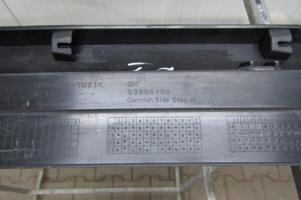 Zijskirt Dorpellijst Rechts Mitsubishi Pajero Shogun SPORT 3 III 16- 5360a188 Dorpel P15741