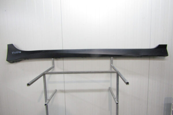 Zijskirt Dorpellijst Rechts Nissan Leaf II ZE1 17- 76852 -5sa0a 76850-6wl2c Dorpel P15814