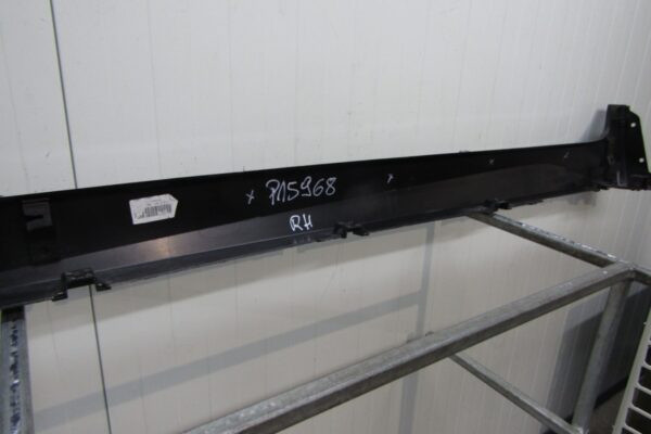 Zijskirt Dorpellijst Rechts Nissan Leaf II ZE1 17- 76852 -5sa0a 76850-6wl2c Dorpel P15968