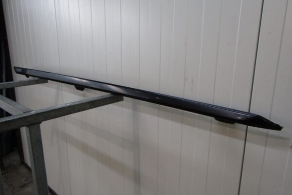 Zijskirt Dorpellijst Rechts Skoda Kamiq Monte Carlo 658853860r 658853544r Dorpel P14183