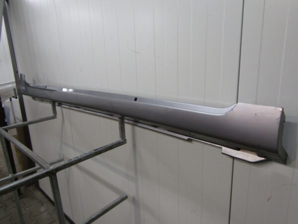 Zijskirt Dorpellijst Rechts Suzuki Baleno II 2 15- ZTN 77211 68p00r Dorpel P14723