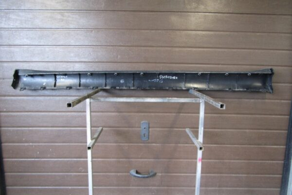 Zijskirt Dorpellijst Rechts TESLA Model Y 1497744-00-c 1493632-00-b Dorpel 11502A