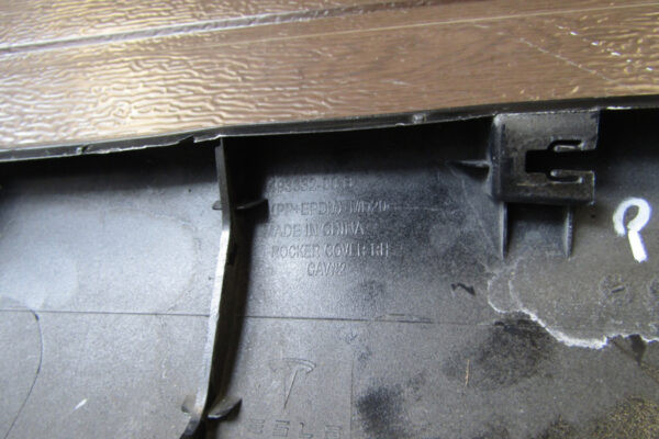 Zijskirt Dorpellijst Rechts TESLA Model Y 1497744-00-c 1493632-00-b Dorpel P11782
