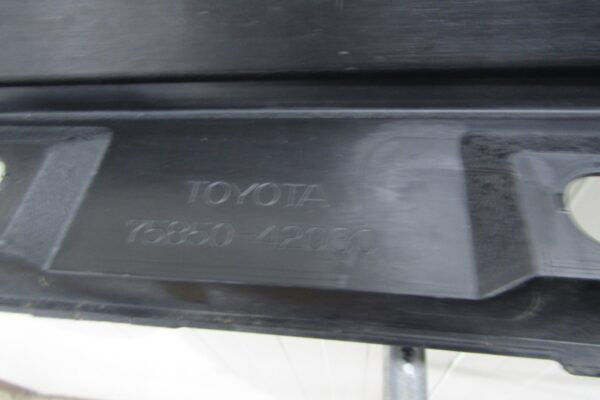 Zijskirt Dorpellijst Rechts Toyota RAV 4 RAV4 5 V XA50 19- 75850-42030 Dorpel P14789