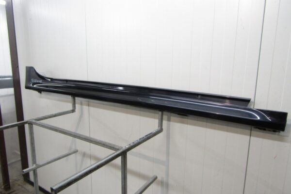 Zijskirt Dorpellijst Rechts Toyota Yaris 4 IV 20- Mazda 2 22- Hybrid 75850-k0080 75851-0d100 Dorpel P15445