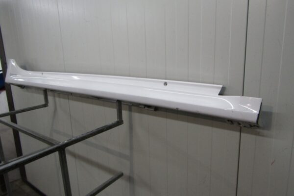 Zijskirt Dorpellijst Rechts Toyota Yaris 4 IV 20- Mazda 2 22- Hybrid 75850-k0080 75851-0d100 Dorpel P15606