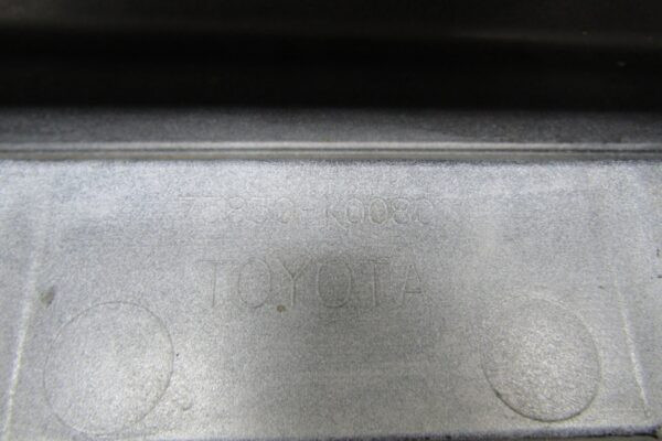 Zijskirt Dorpellijst Rechts Toyota Yaris 4 IV 20- Mazda 2 22- Hybrid 75850-k0080 75851-0d100 Dorpel P15606