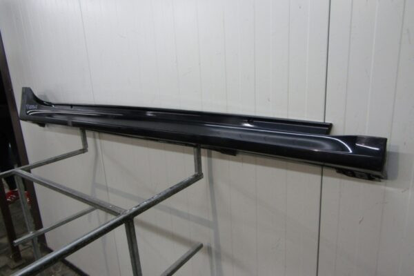 Zijskirt Dorpellijst Rechts Toyota Yaris 4 IV 20- Mazda 2 22- Hybrid 75850-k0080 75851-0d100 Dorpel P15912