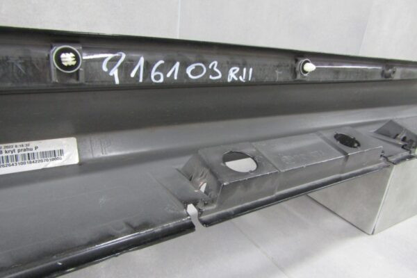 Zijskirt Dorpellijst Rechts Toyota Yaris 4 IV 20- Mazda 2 22- Hybrid 75850-k0080 75851-0d100 Dorpel P16103