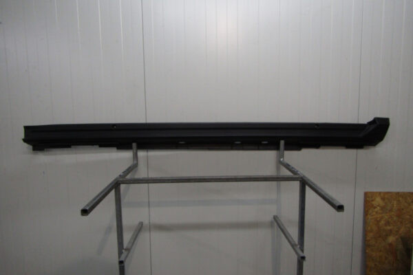 Zijskirt Dorpellijst Rechts Toyota Yaris CROSS 20- XP210 7585152120 Dorpel P15306