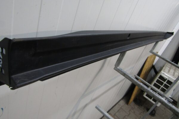 Zijskirt Dorpellijst Rechts Toyota Yaris CROSS 20- XP210 7585152120 Dorpel P15306